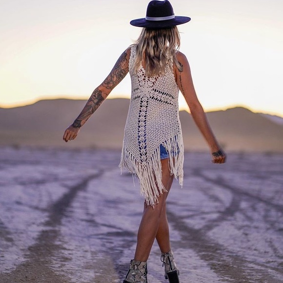 🚫SOLD 🏆HP Three Bird Nest Crochet Tunic - Picture 6 of 6